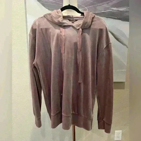 Peyton Jensen Pink/Purple Velour Long Sleeve Pullover Hoodie Size Medium - Picture 2 of 5